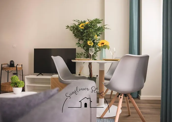 Sunflower Apartman *